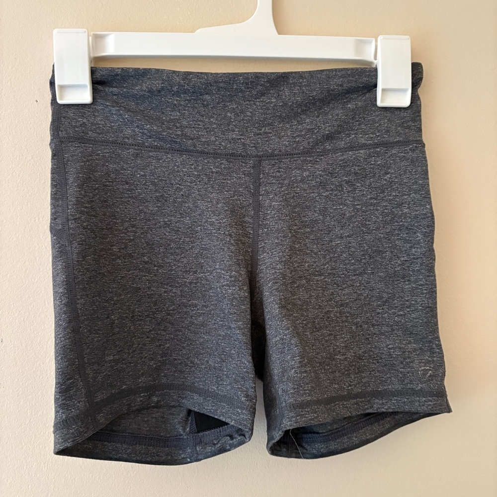 GapFit Bike Shorts Small Women Activewear Compression Shorts Gray Workout Yoga